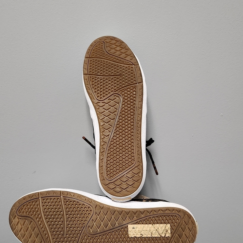 Vans Women's High-Top Sneakers - Black and Brown Leopard Print - Picture 3 of 6